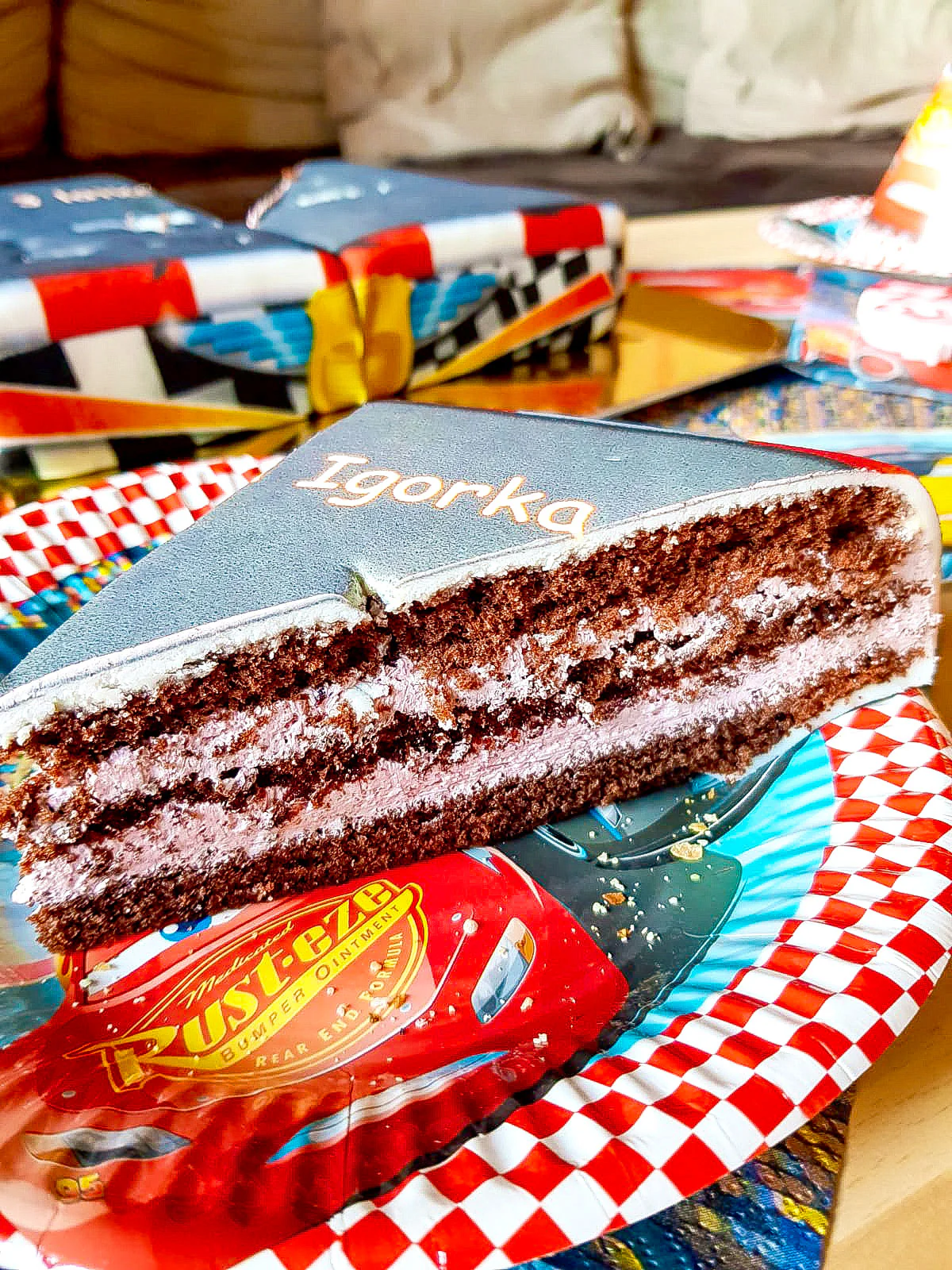 Cars® - Lightning McQueen auf Rennstrecke-Torte - Image 4