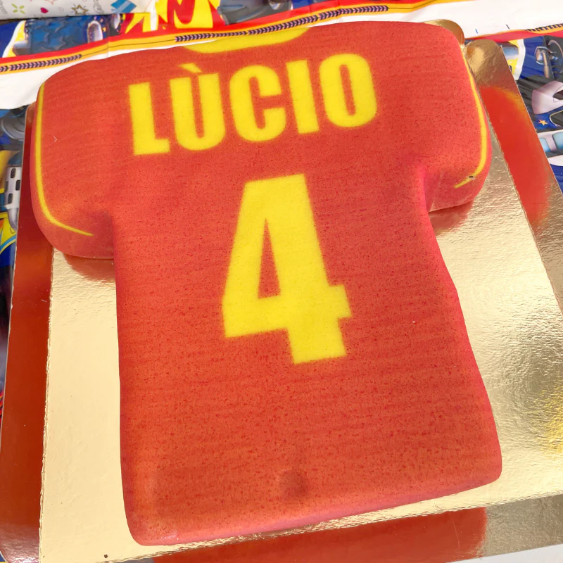 Fußballtrikot-Torte, einfarbig - verschiedene Farben - Image 7