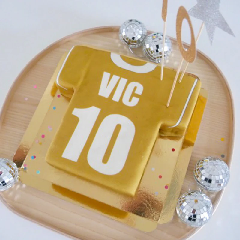 Fußballtrikot-Torte, einfarbig - verschiedene Farben - Image 9