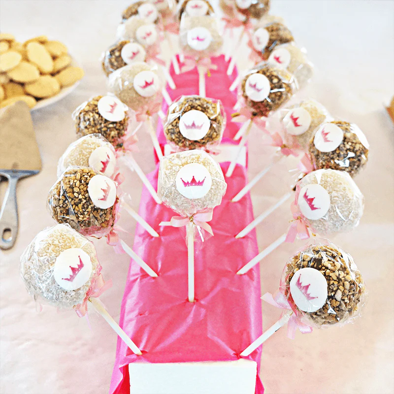 12 Cake-Pops mit Logo, Hasel- und Kokosnuss - Image 3