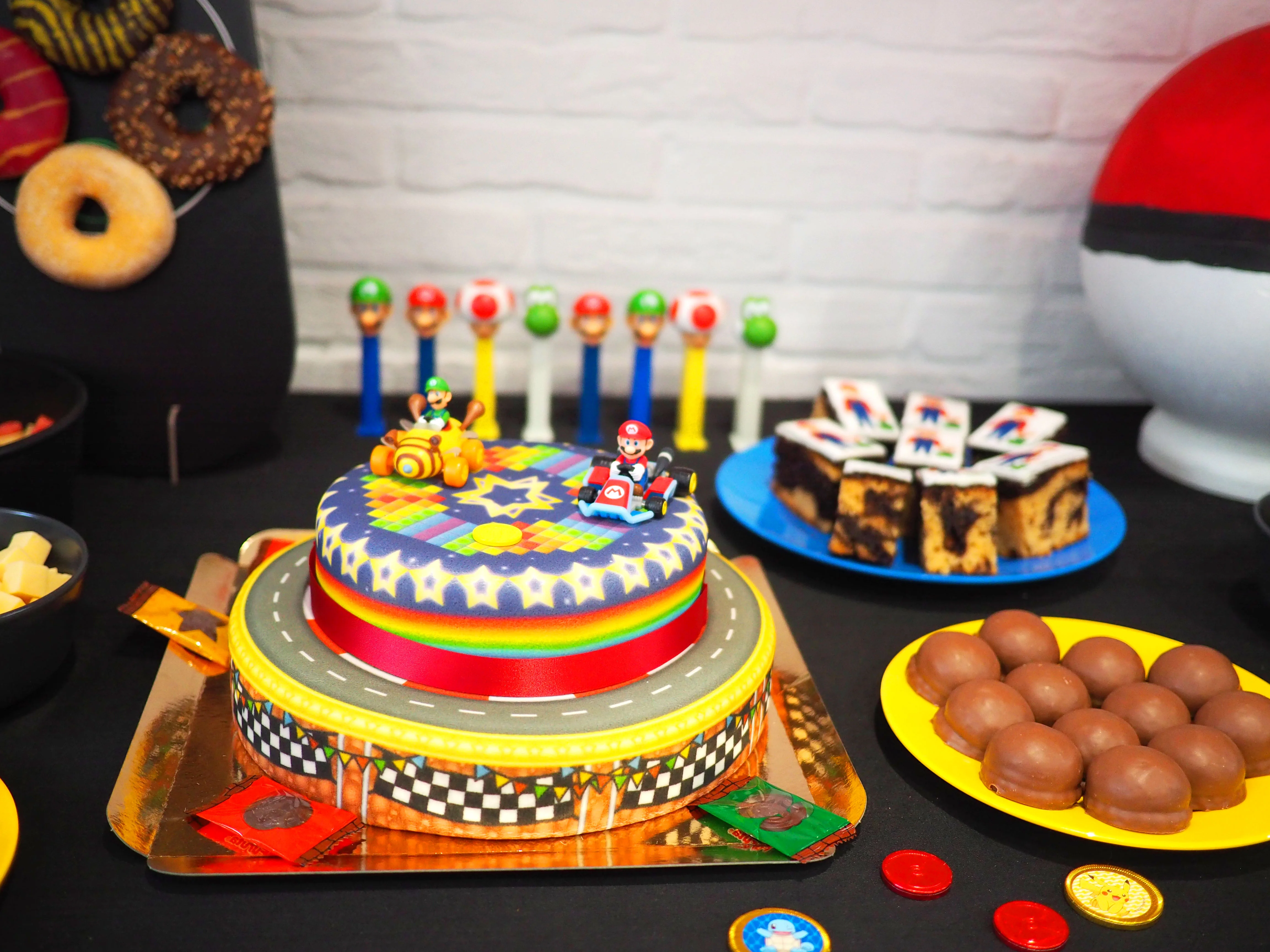 Mario Kart® auf zweistöckiger Weltenstrecken-Torte - Image 10