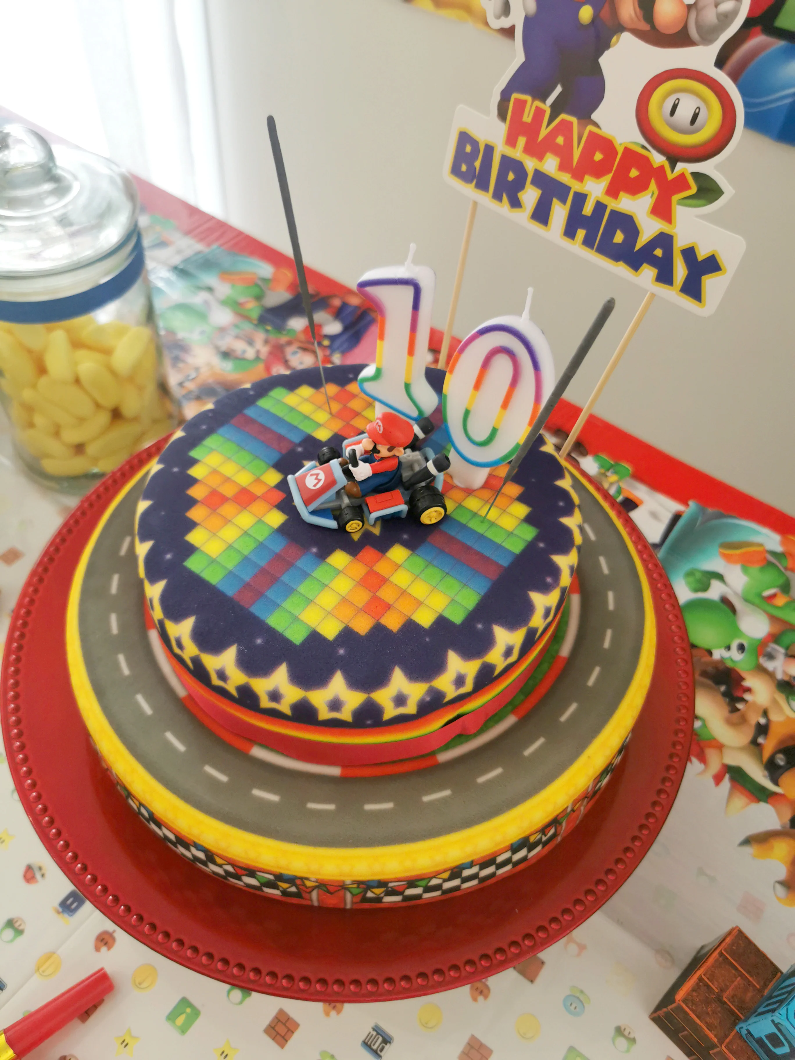 Mario Kart® auf zweistöckiger Weltenstrecken-Torte - Image 7