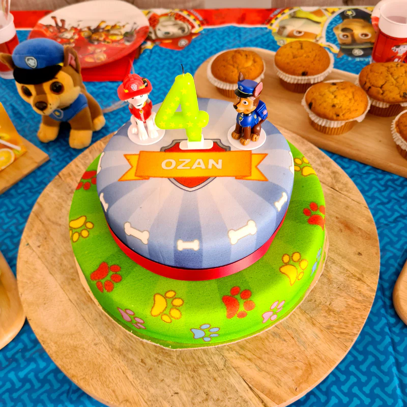 Chase und Marshall aus PAW Patrol® auf zweistöckiger Hundehelden-Torte - Image 11