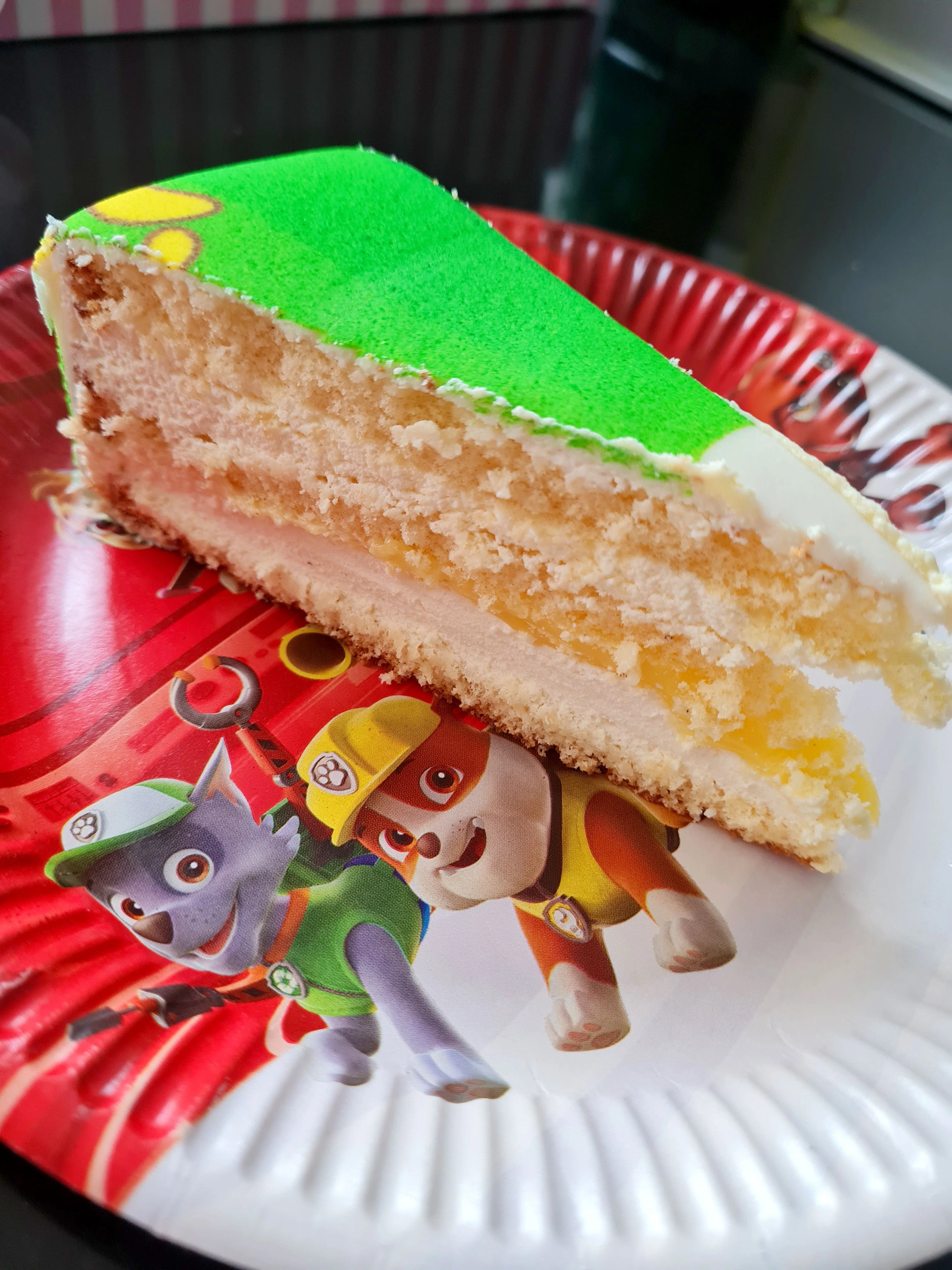 Chase und Marshall aus PAW Patrol® auf zweistöckiger Hundehelden-Torte - Image 5