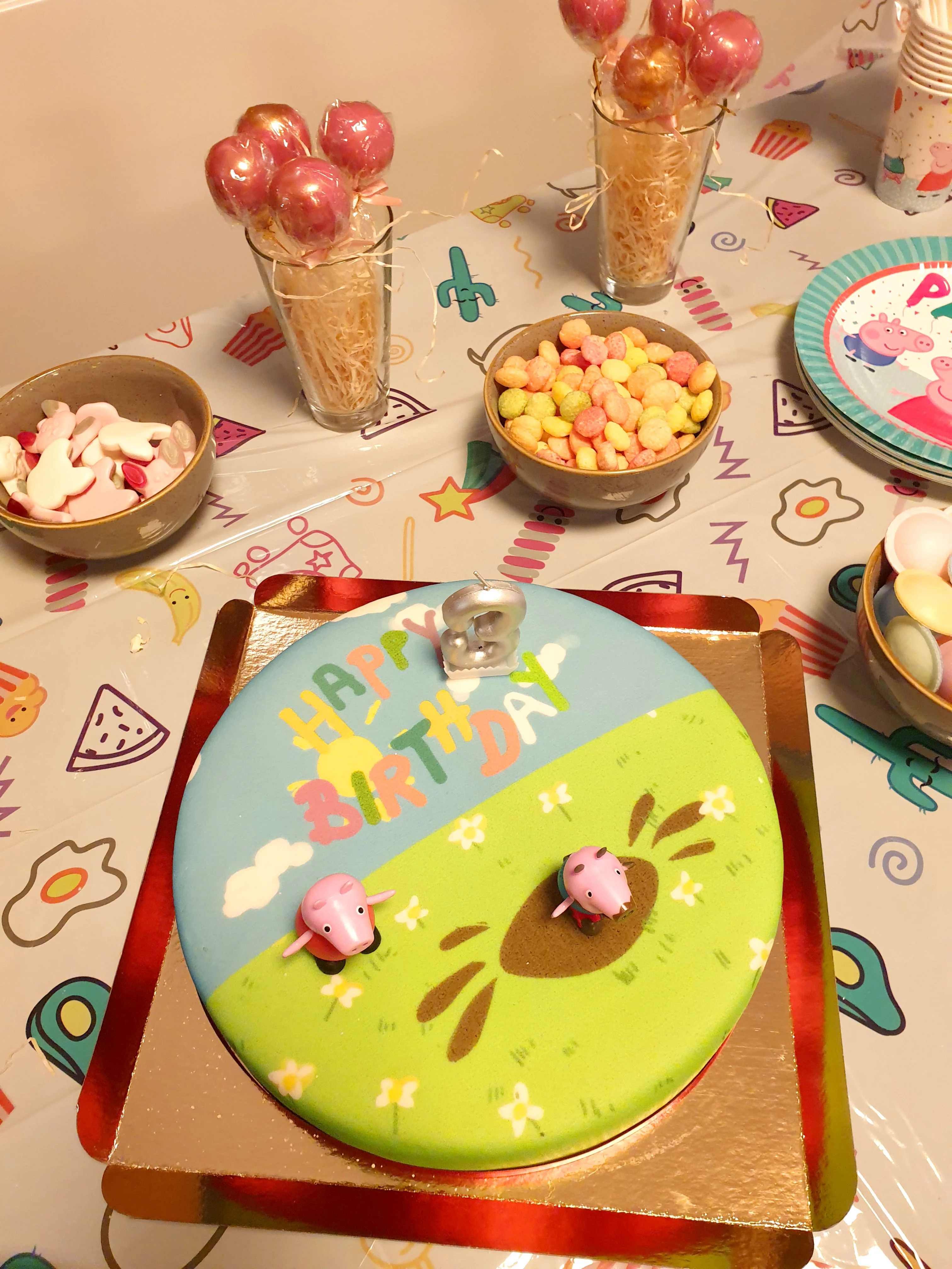 Peppa Wutz Geburtstagstorte - Image 11