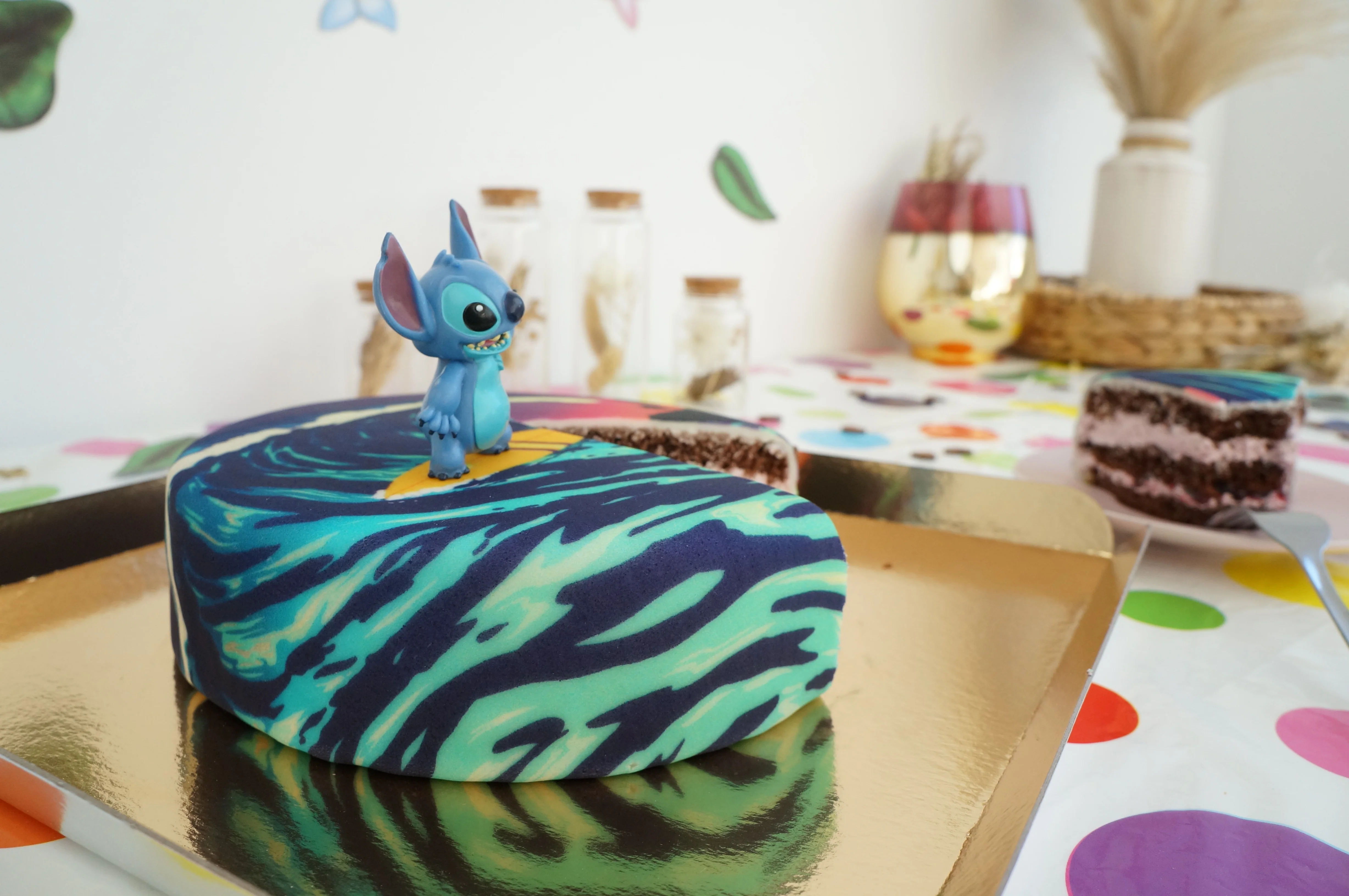 Stitch® auf Surfer-Torte - Image 6
