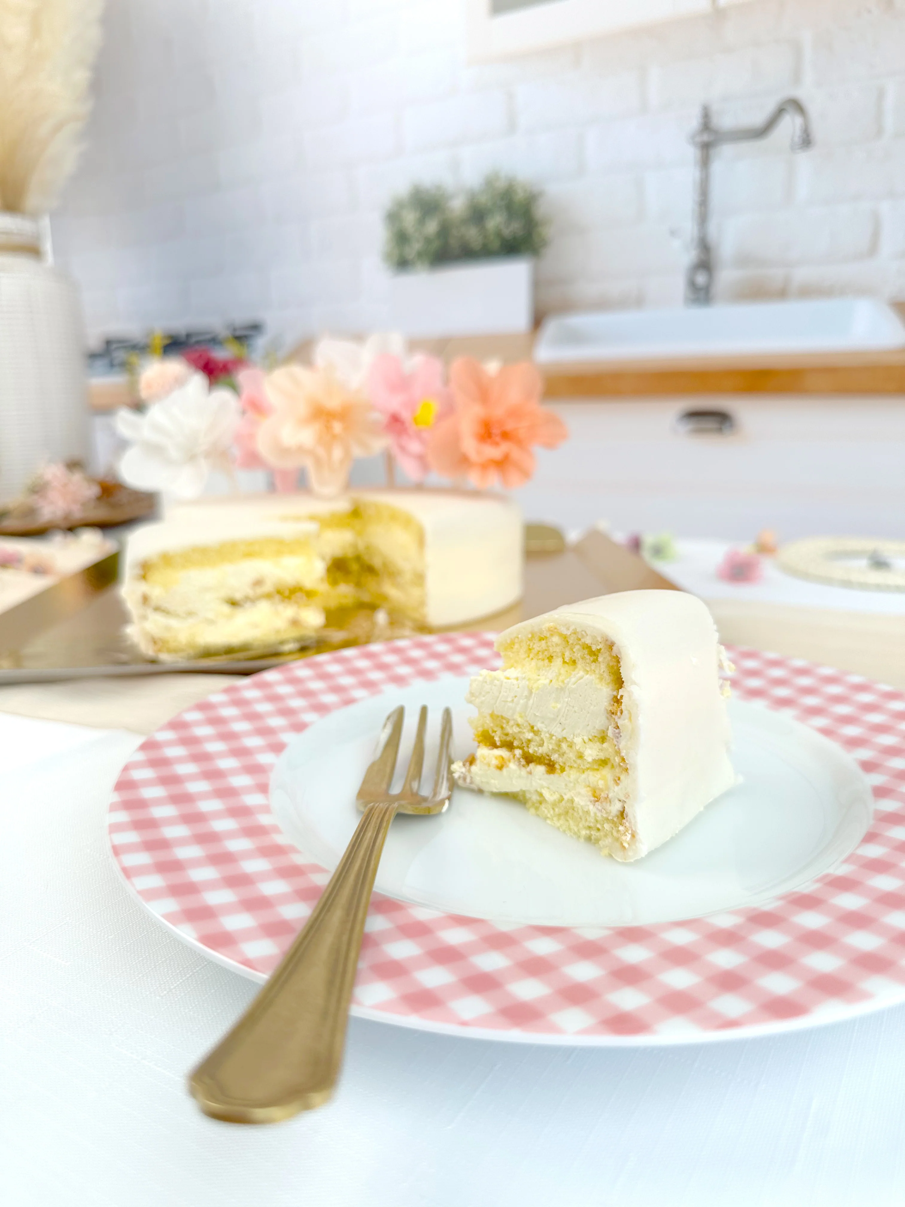 Weiße Torte mit Tortenband - Image 8